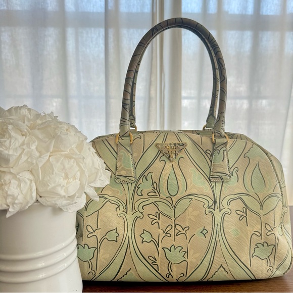 *RARE* Prada Saffiano Bauletto Bag | 100% Authentic - Picture 3 of 9